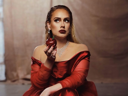 Adele busca nova carreira, ela quer título universitário como professora