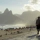 35% da população brasileira pretende viajar neste verão