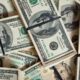 Dólar fecha com leve queda cotado a R$ 5,76