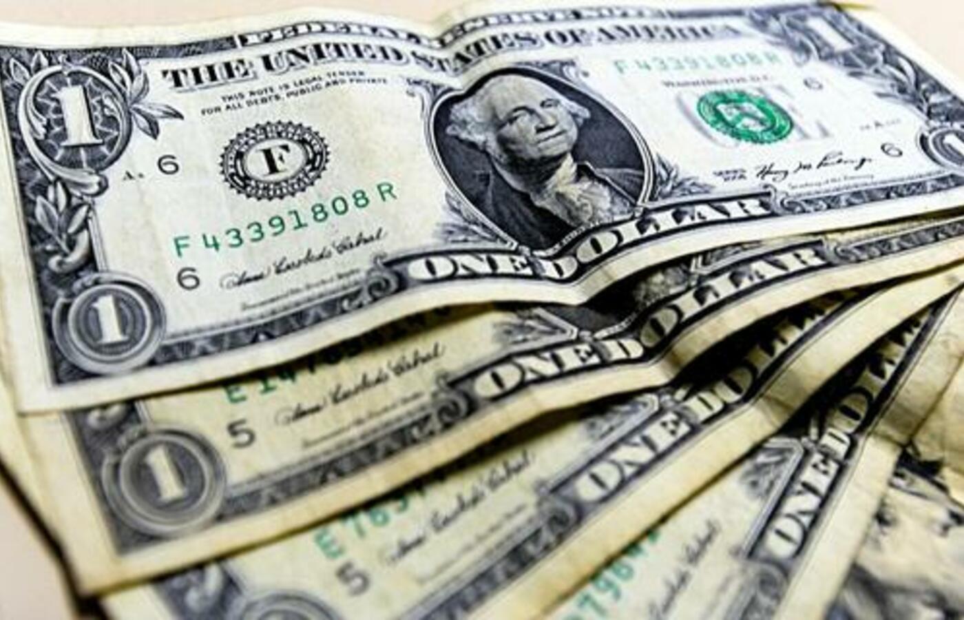 Dólar fecha última sessão em queda, cotado a R$ 5,69