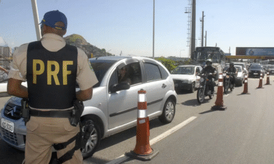 Estradas: PRF faz operação Semana Santa/Tiradentes 2025