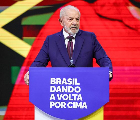 Governo anuncia ampliação do MCMV e antecipação do 13º de aposentados do INSS