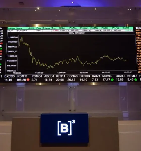 Ibovespa encerra última sessão acima dos 127 mil pontos