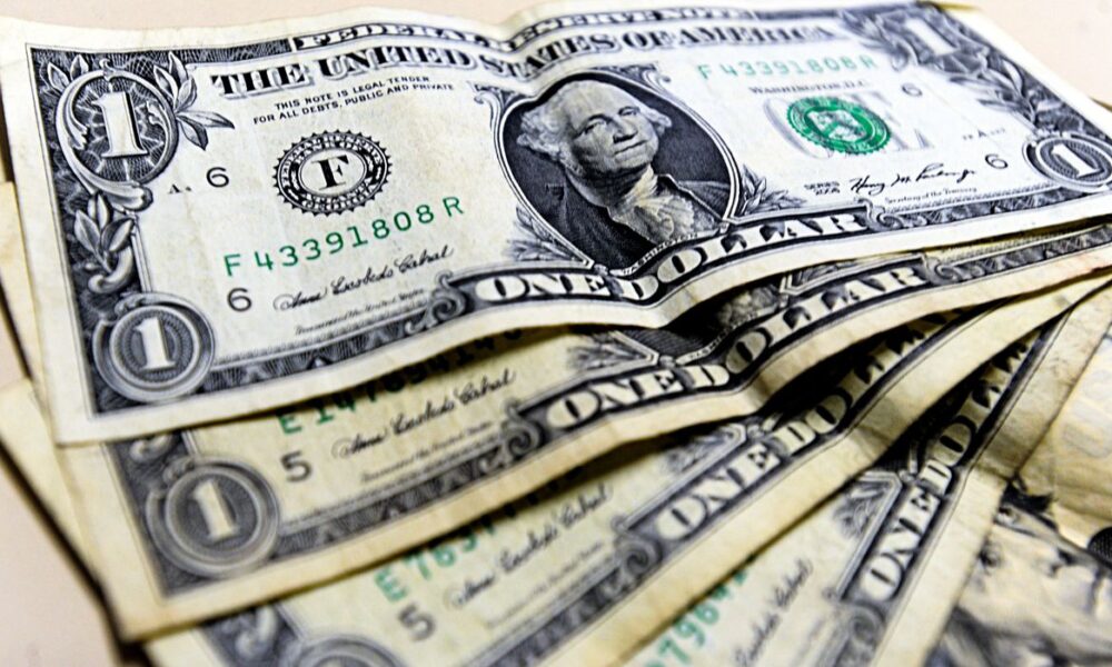 Preço do dólar caiu pela terceira vez consecutiva
