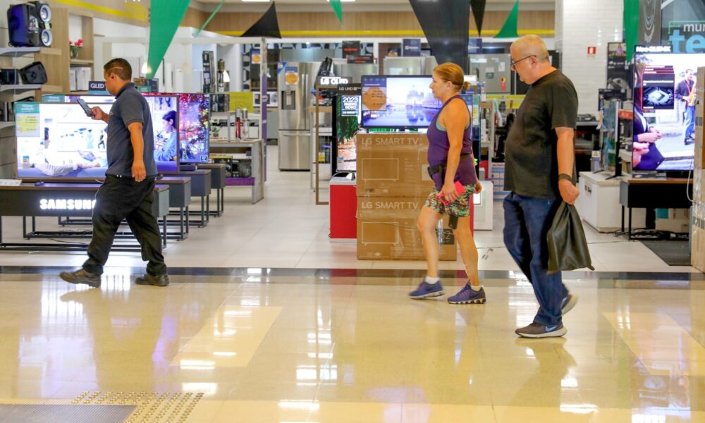 Simples Nacional: setor de serviços deve ser o mais impactado com a reforma tributária