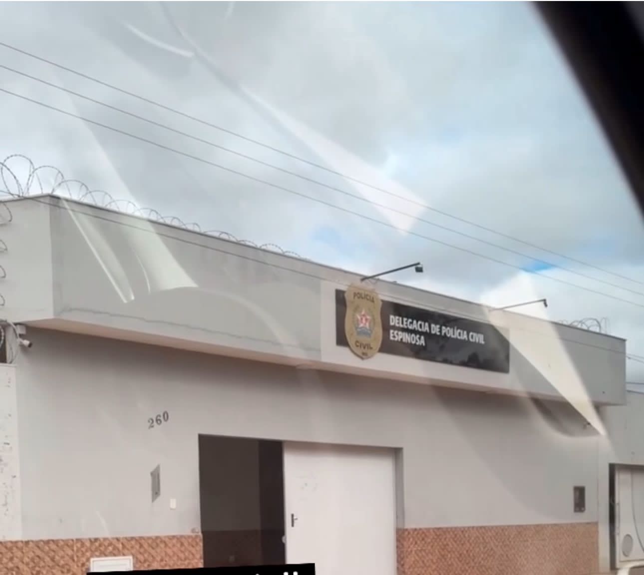 Advogado denuncia falhas no atendimento de delegacia e sofre retaliação institucional