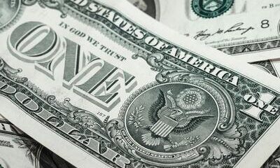 Dólar encerra pregão em alta
