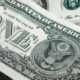 Dólar encerra pregão em alta