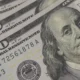 Dólar fecha praticamente estável, com leve alta de 0,04%