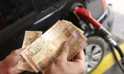 Gasolina, luz e passagens aéreas pressionam inflação em grandes cidades