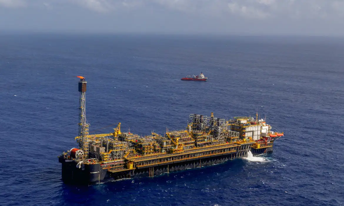 Firjan alerta para alta no petróleo e defende ampliação das reservas brasileiras