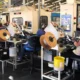 Indústria perde ritmo e deve crescer apenas 1,7% em 2025, aponta CNI