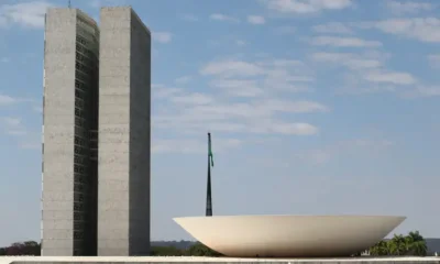 PEC da Sustentabilidade Fiscal pode gerar alívio de R$ 300 bi aos municípios
