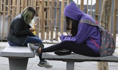 Restrição ao uso do celular nas escolas: quais são as orientações gerais do MEC às  redes de ensino