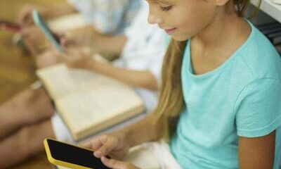 Restrição dos celulares nas escolas: o que muda com a lei?