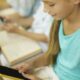 Restrição dos celulares nas escolas: o que muda com a lei?