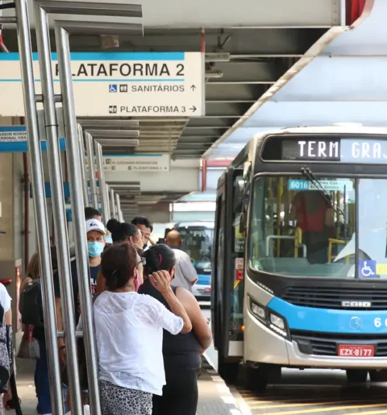 Setor de serviços cresce 0,3% em junho e registra a quinta alta consecutiva, aponta IBGE