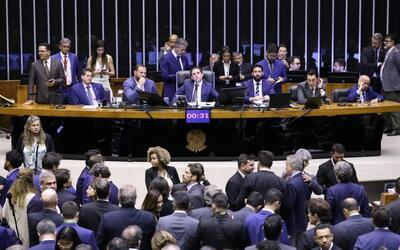 Câmara aprova isenção de IR para salários até R$ 5 mil; veja o que muda