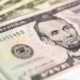 Dólar: moeda encerra o último pregão em alta