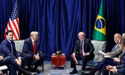 Novo tarifaço de Trump é frágil, mas deve beneficiar o Brasil, apontam especialistas