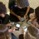 Governo regulamenta ECA Digital e proíbe rolagem infinita para crianças e adolescentes