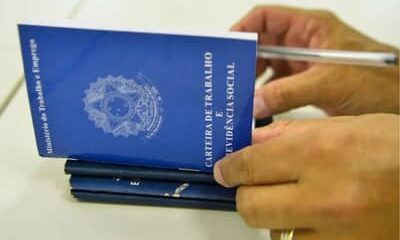Brasileiros ainda preferem empregos com carteira assinada, aponta CNI