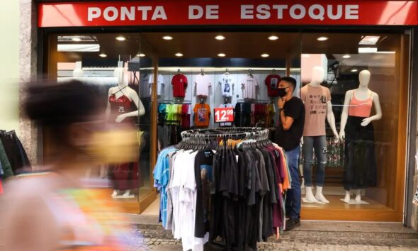 Confiança Empresarial recua pelo segundo mês seguido em março, segundo FGV IBRE