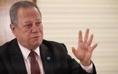 Redução da jornada de trabalho não deve avançar sob pressão eleitoral, diz presidente da CNI