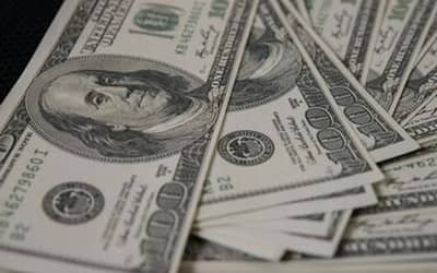 Dólar encerra último pregão aos R$ 5,02