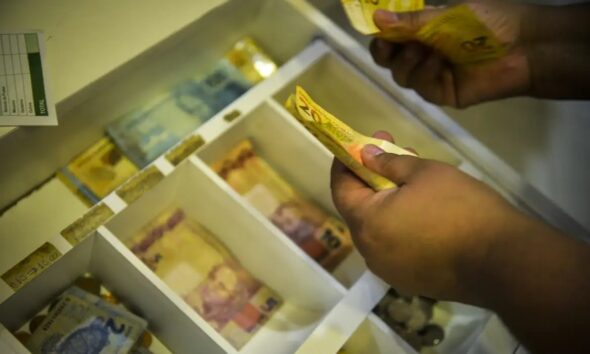 Novo Desenrola Brasil: saiba como renegociar dívidas com FGTS e descontos de até 90%