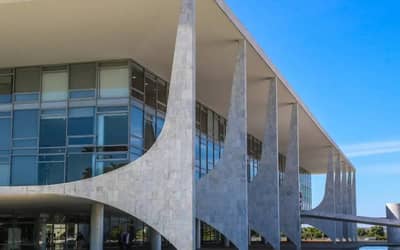 CNI entrega agenda para 2050 aos presidenciáveis