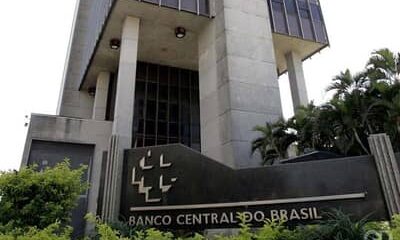 Brasileiros ainda têm mais de R$ 5,1 bilhões esquecidos em bancos