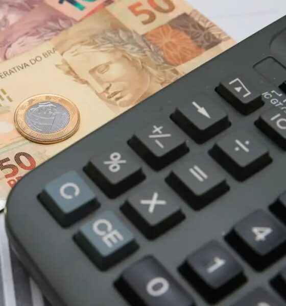 Pisos salariais nos municípios: se aprovadas, proposições podem impactar cofres em mais de R$ 100 bilhões por ano, diz CNM