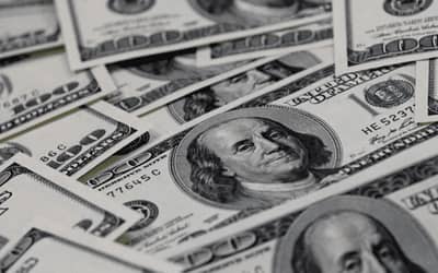 Dólar fecha o último pregão cotado a R$ 5,15