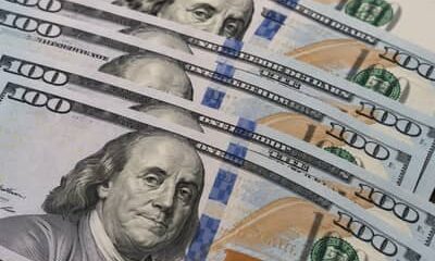 Dólar recua após fala de dirigente do Fed sobre juros