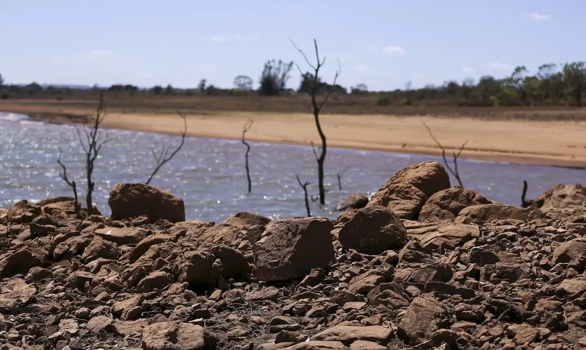 Prognóstico agroclimático: Inmet alerta produtores rurais sobre seca no Norte e chuvas excessivas no Sul